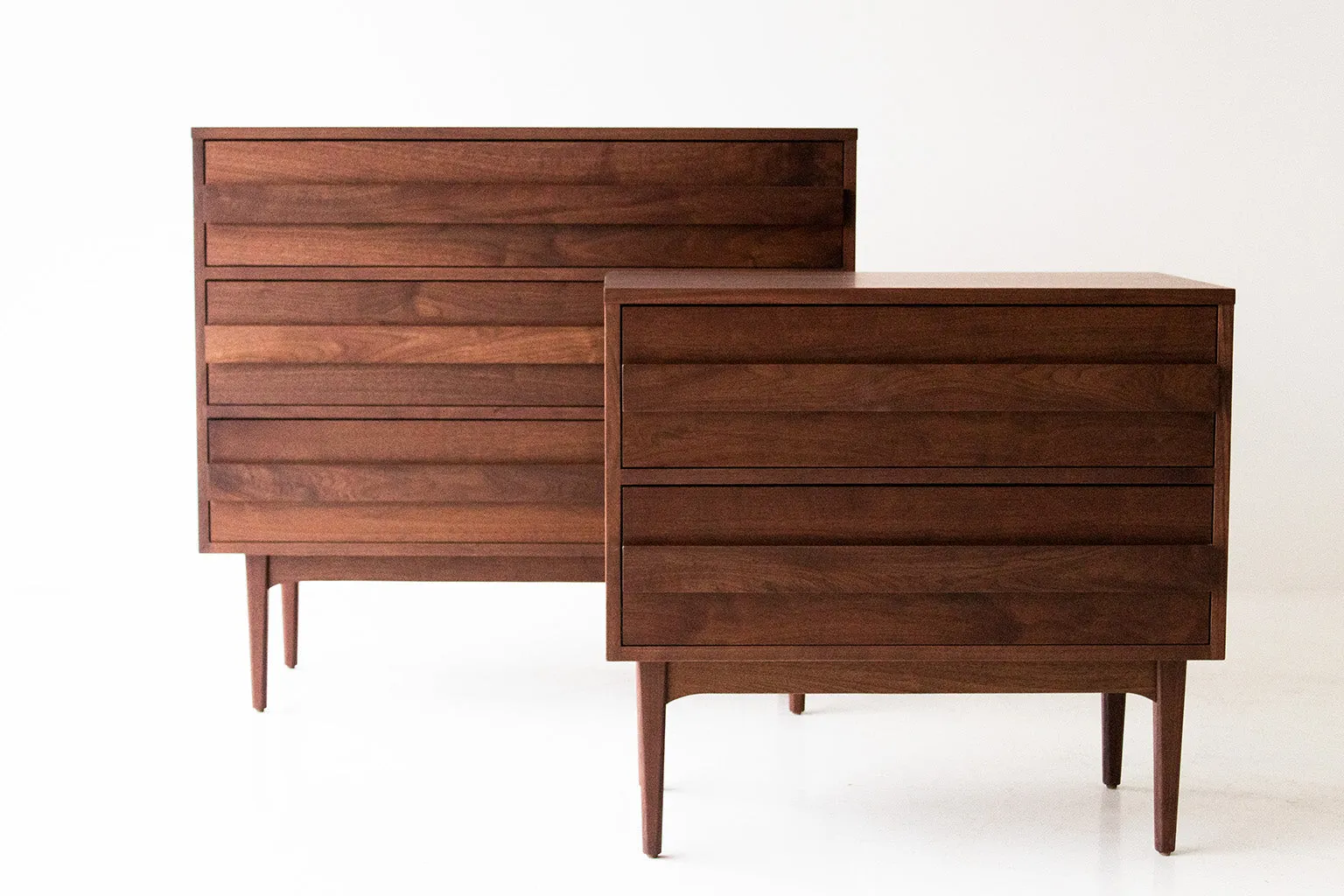 Modern Walnut 3-Drawer Dresser - 1122
