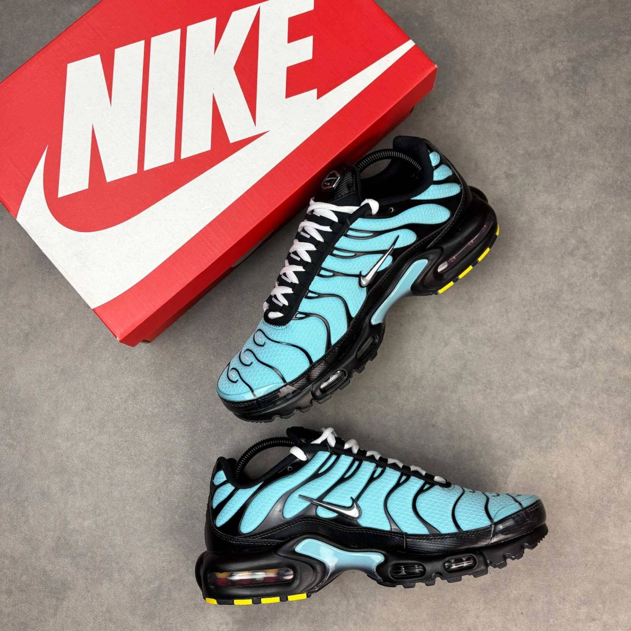 Nike - Air Max Plus - Tiffany