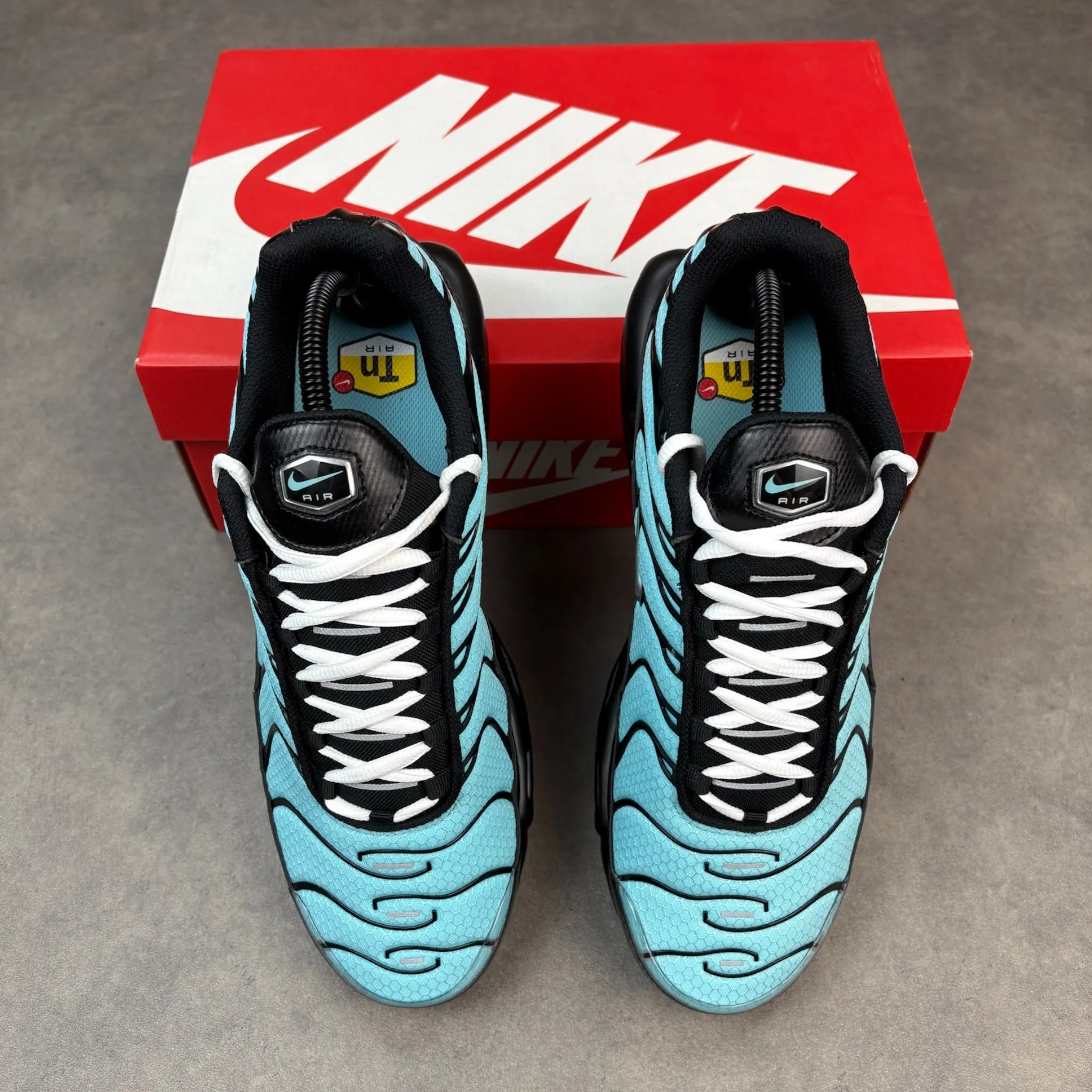Nike - Air Max Plus - Tiffany