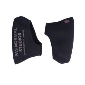 PNS Logo Toe Cover Black