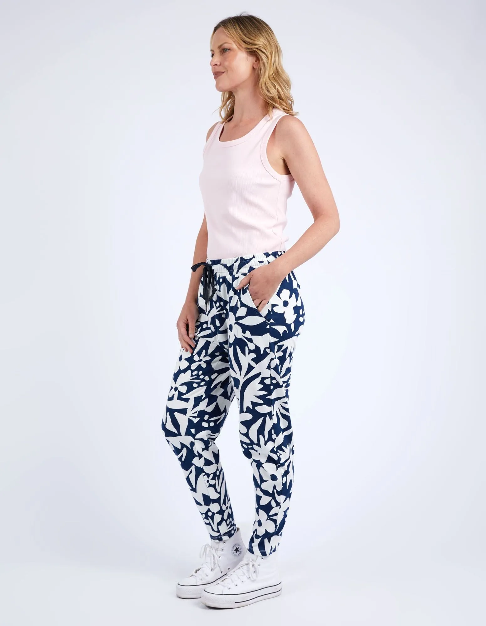 Stencil Floral Pant - Naval Blue Floral